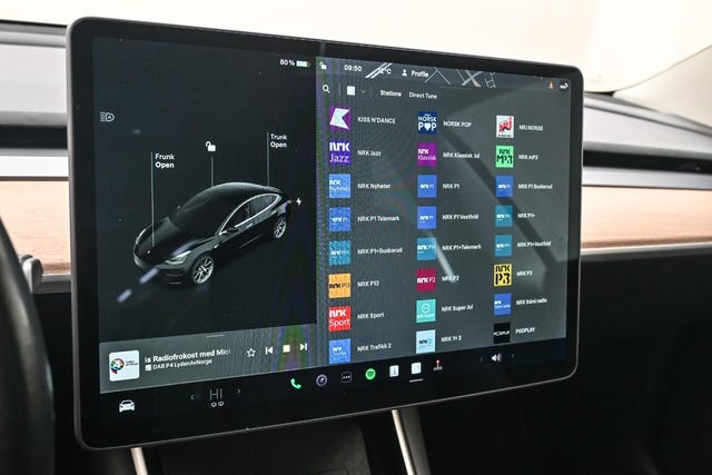 2019 TESLA MODEL 3 - 24