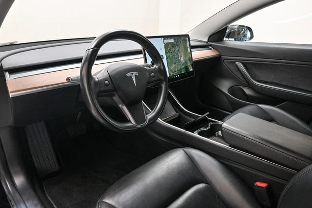 2019 TESLA MODEL 3 - 10