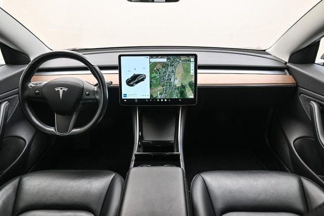 2019 TESLA MODEL 3 - 18
