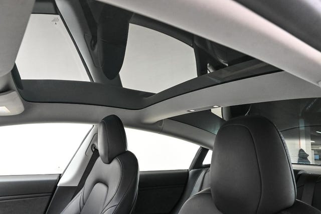2019 TESLA MODEL 3 - 12