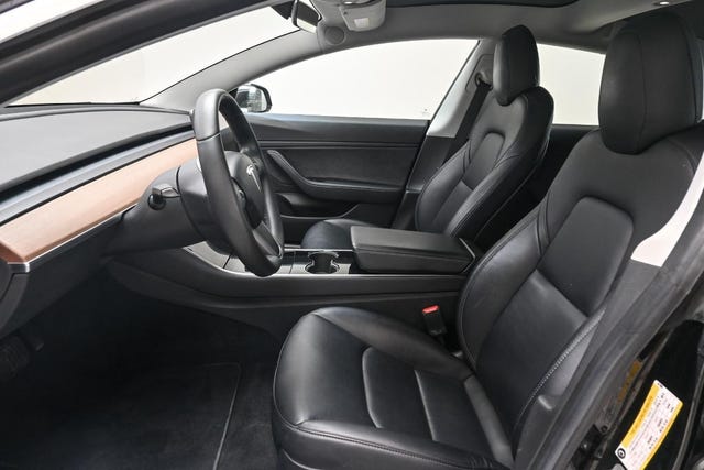 2019 TESLA MODEL 3 - 11