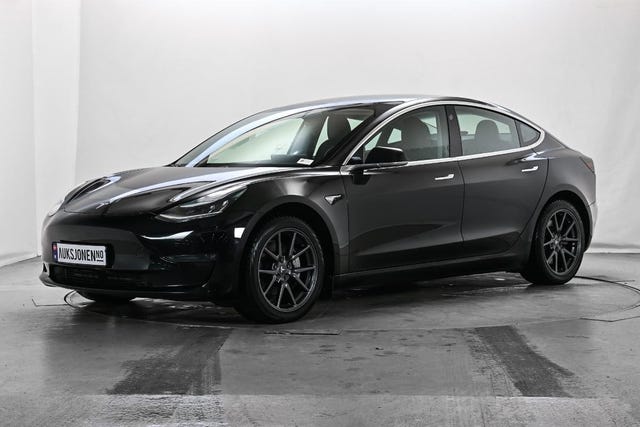 5YJ3E7EB9LF567900 2019 TESLA MODEL 3-2