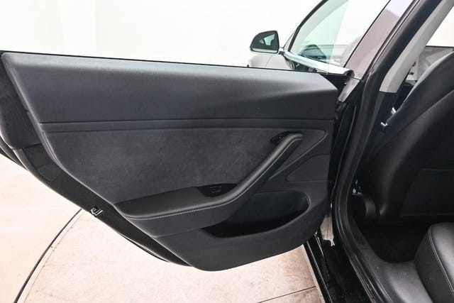 2019 TESLA MODEL 3 - 13