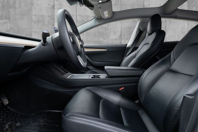 2021 TESLA MODEL 3 - 11