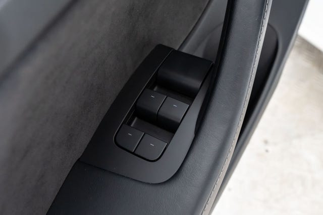 2021 TESLA MODEL 3 - 28