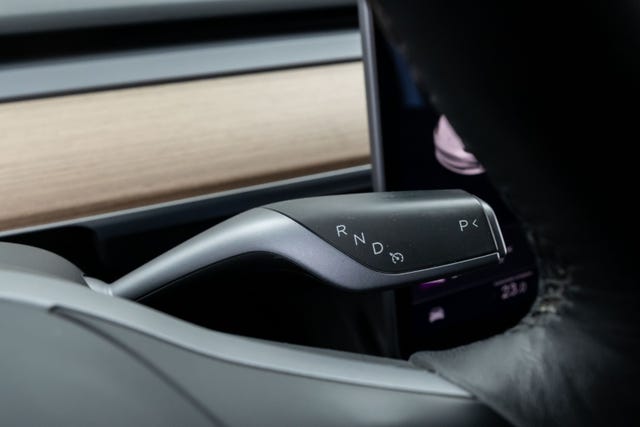 2021 TESLA MODEL 3 - 21