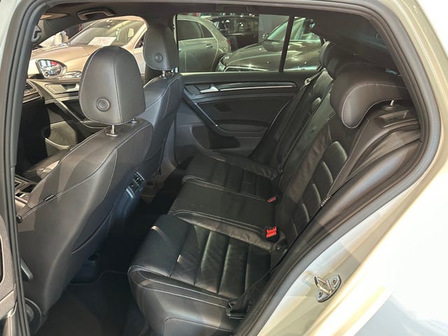 2015 VOLKSWAGEN GOLF - 8