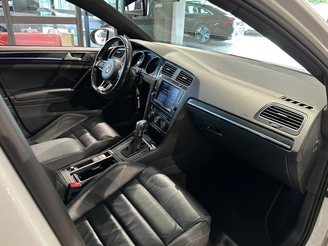 2015 VOLKSWAGEN GOLF - 14