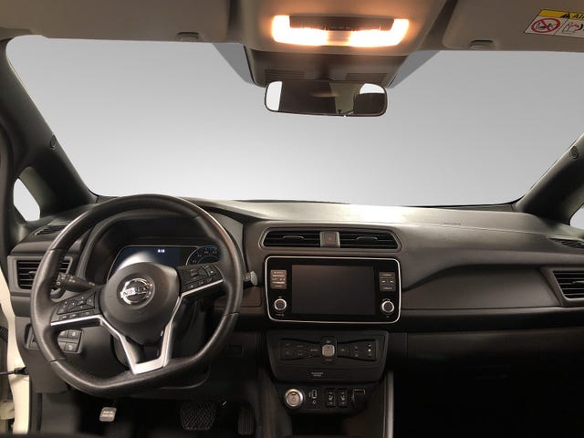 2021 NISSAN LEAF - 18