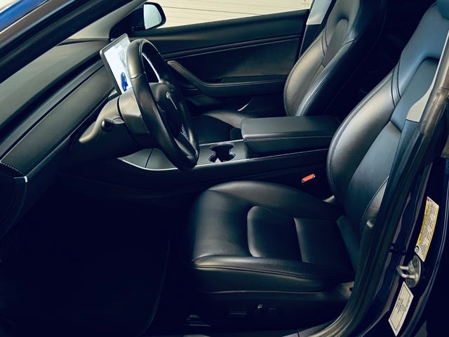 2019 TESLA MODEL 3 - 8