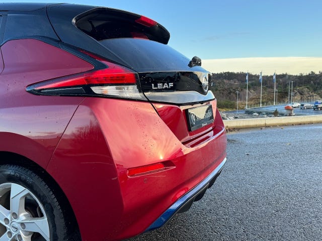2021 NISSAN LEAF - 8