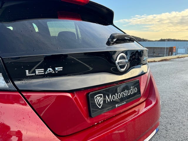 2021 NISSAN LEAF - 11