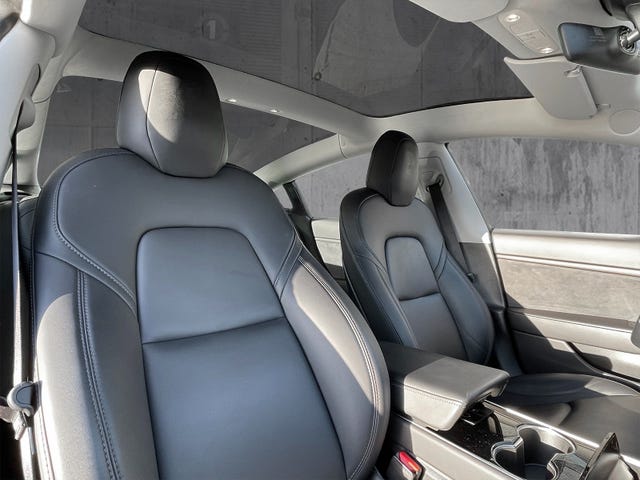 5YJ3E7EB6KF347015 2019 TESLA MODEL 3-4