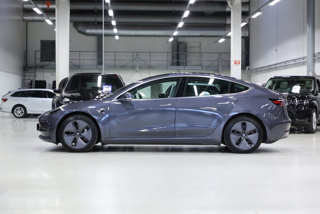 5YJ3E7EB1KF455803 2019 TESLA MODEL 3-3