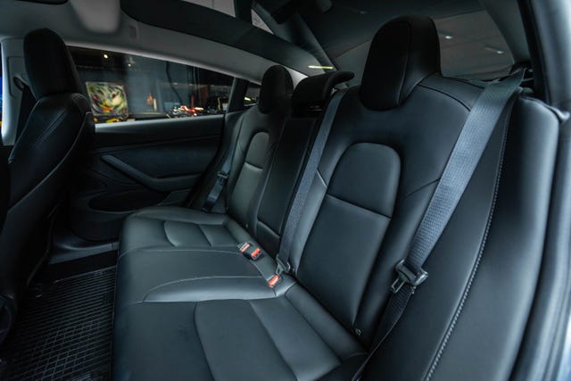 2019 TESLA MODEL 3 - 25