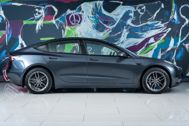 5YJ3E7EB3KF339146 2019 TESLA MODEL 3-3