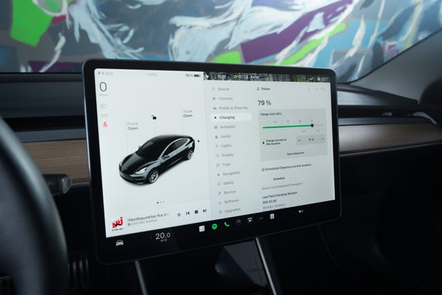 2019 TESLA MODEL 3 - 12