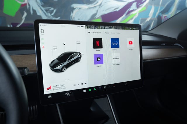 2019 TESLA MODEL 3 - 18