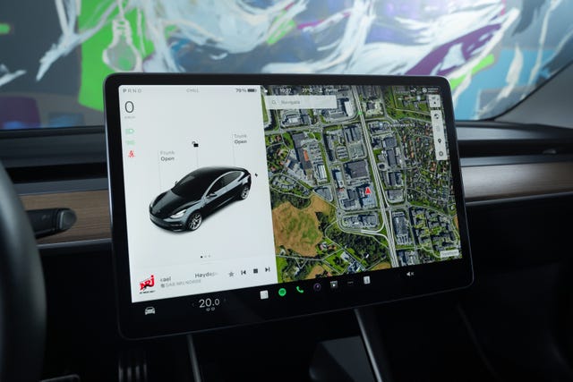 2019 TESLA MODEL 3 - 11