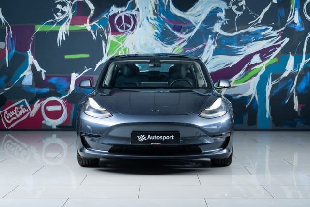 5YJ3E7EB3KF339146 2019 TESLA MODEL 3-1