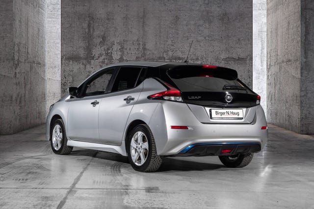 2021 NISSAN LEAF - 8