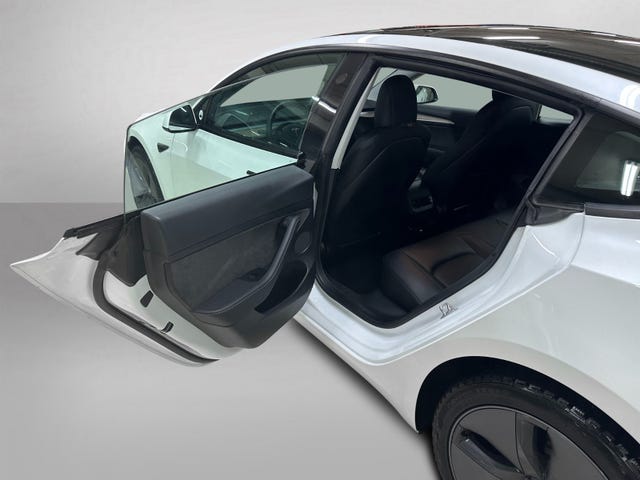 2021 TESLA MODEL 3 - 19