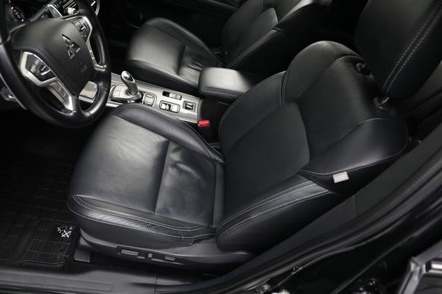 2020 MITSUBISHI OUTLANDER - 23