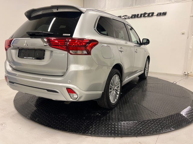 JMBXDGG3WLZ000223 2020 MITSUBISHI OUTLANDER-2