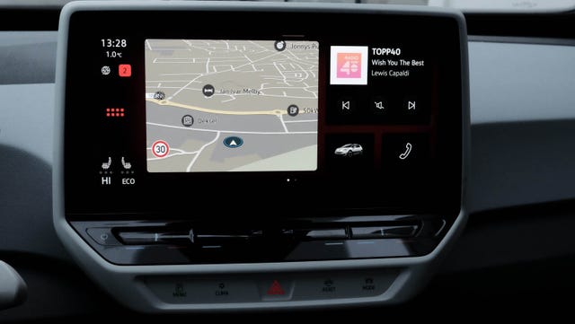 2021 VOLKSWAGEN ID.3 - 24
