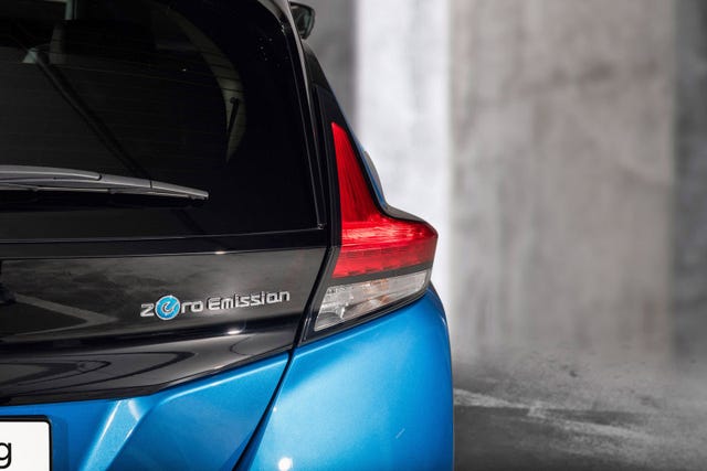 2021 NISSAN LEAF - 8