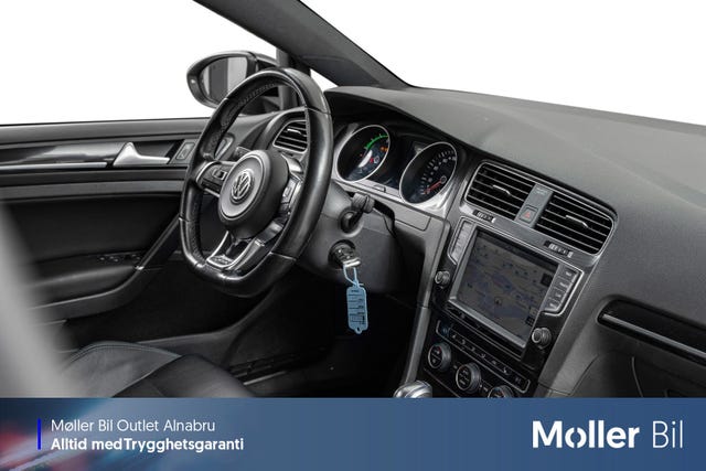 2015 VOLKSWAGEN GOLF - 11