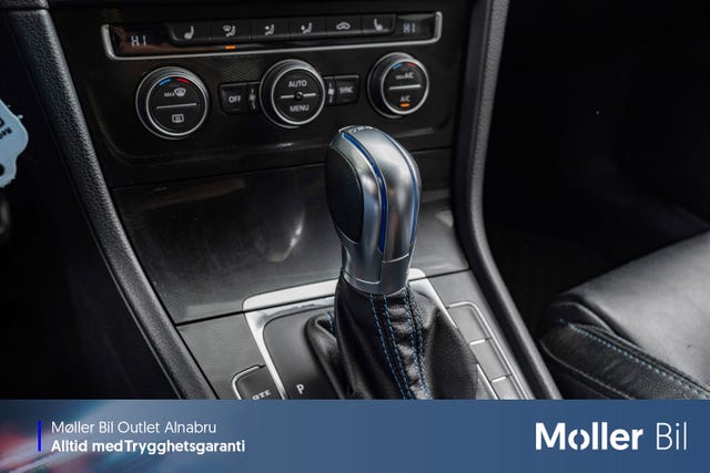 2015 VOLKSWAGEN GOLF - 18