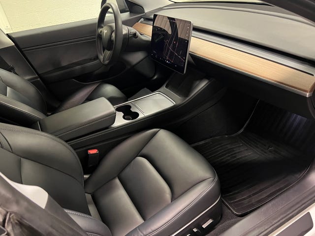 2021 TESLA MODEL 3 - 15