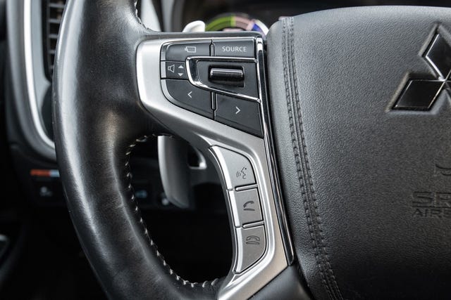 2020 MITSUBISHI OUTLANDER - 19