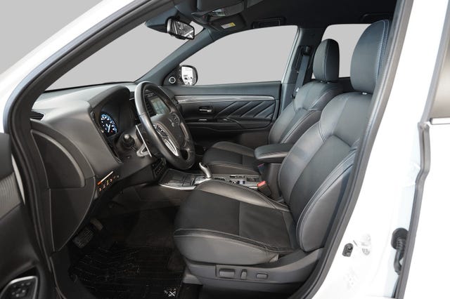 2020 MITSUBISHI OUTLANDER - 18