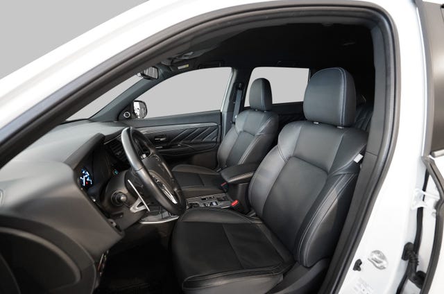 2020 MITSUBISHI OUTLANDER - 19