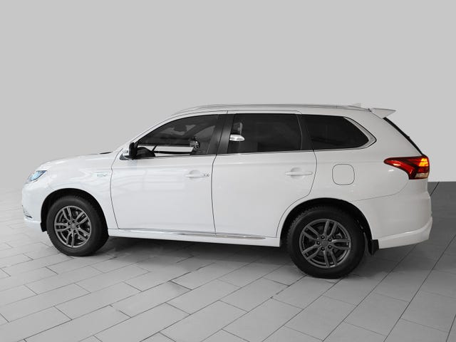 2020 MITSUBISHI OUTLANDER - 7