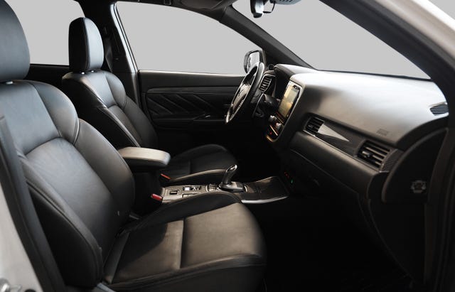 2020 MITSUBISHI OUTLANDER - 14