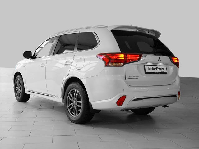 2020 MITSUBISHI OUTLANDER - 10