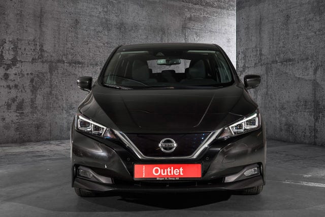 SJNFAAZE1U0008002 2018 NISSAN LEAF-3