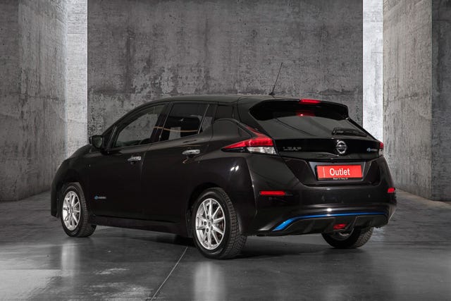 2018 NISSAN LEAF - 9