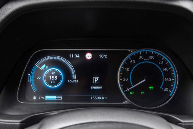 2018 NISSAN LEAF - 18