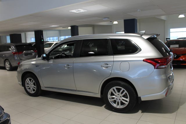 2020 MITSUBISHI OUTLANDER - 8
