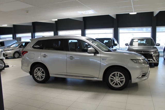 JMBXDGG3WLZ039471 2020 MITSUBISHI OUTLANDER-3