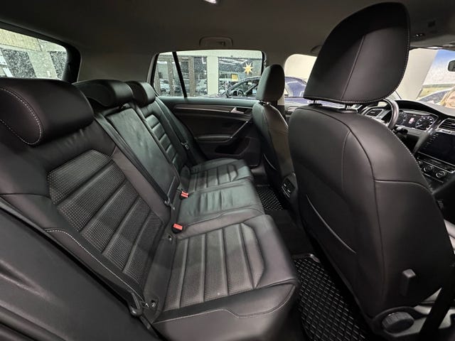 2019 VOLKSWAGEN GOLF - 21
