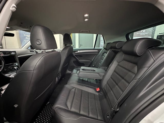 2019 VOLKSWAGEN GOLF - 16