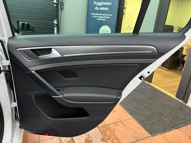 2019 VOLKSWAGEN GOLF - 20