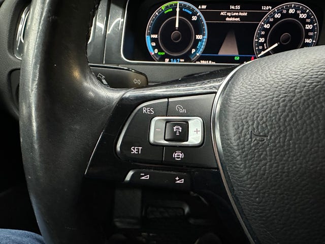 2019 VOLKSWAGEN GOLF - 28