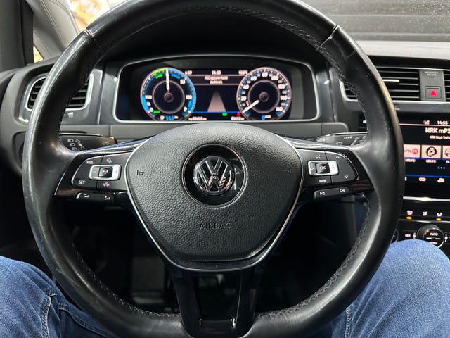 2019 VOLKSWAGEN GOLF - 27