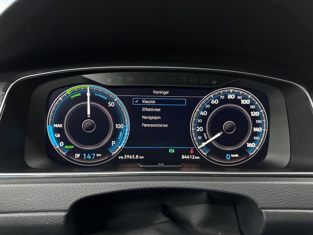 2019 VOLKSWAGEN GOLF - 32